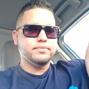 Meet your Posher, Leonel